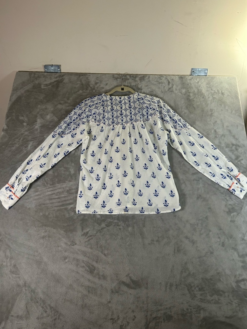 Sundance White Button-Down Shirt with Blue Print and Orange Trim - Picture 3 of 8